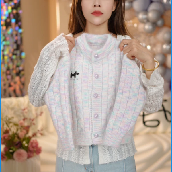 2025春季儿童针织开衫潮款女童毛衣百搭秋冬可爱甜美网红洋气流行