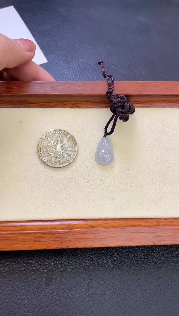 【闪购商品】翡翠吊坠(不含链)未镶嵌吊坠