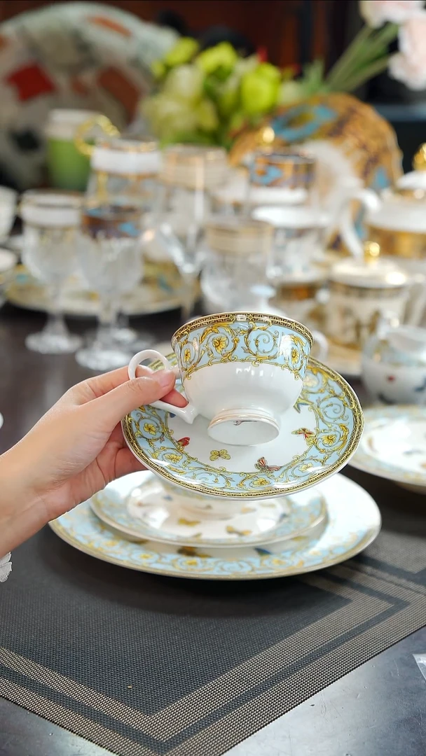 瓷片咖啡杯碟  1套