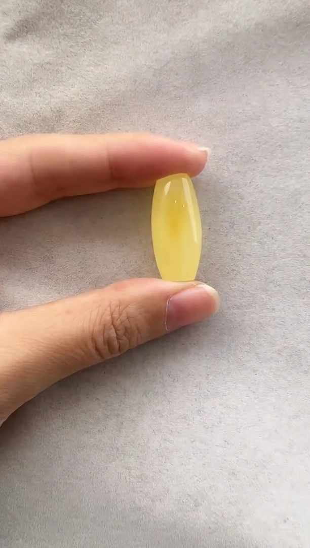 【闪购商品】琥珀裸石未镶嵌10114135-配饰