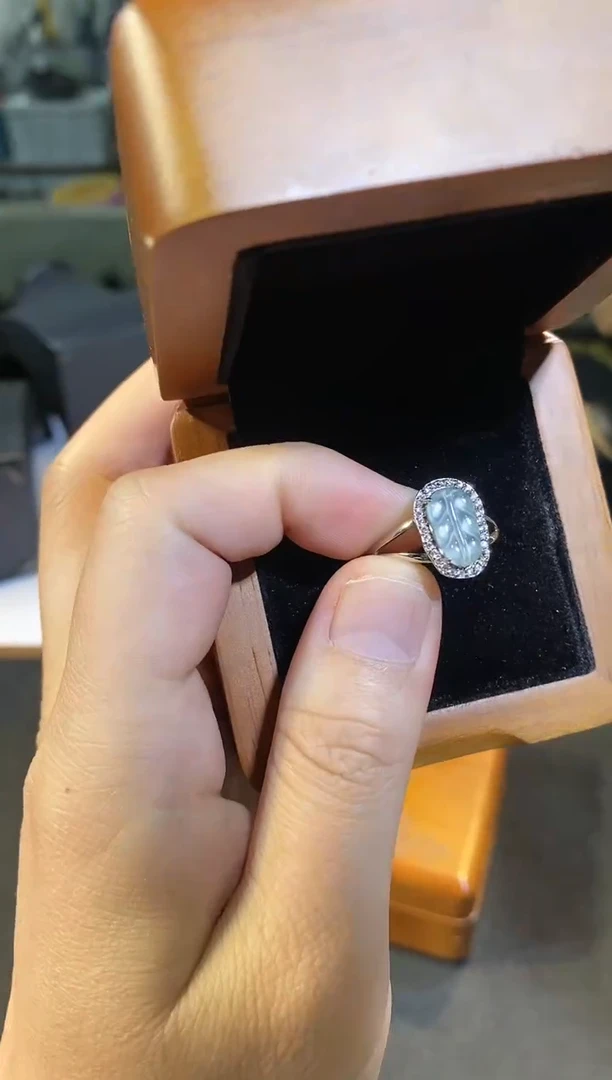 【闪购商品】翡翠戒指未镶嵌多样性发货不含链其一