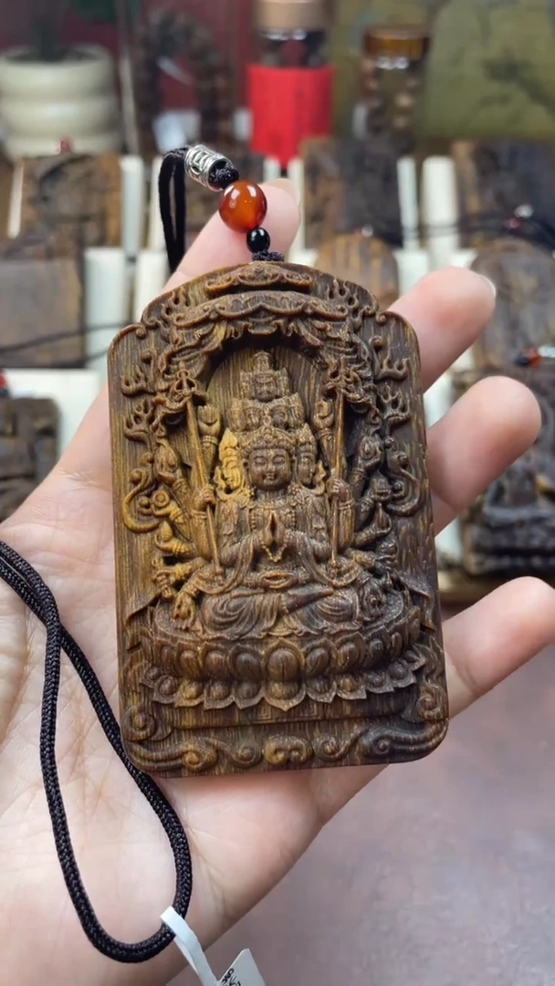 木木雕款芽庄十二生肖守护、千手观音 8cm送养香瓶