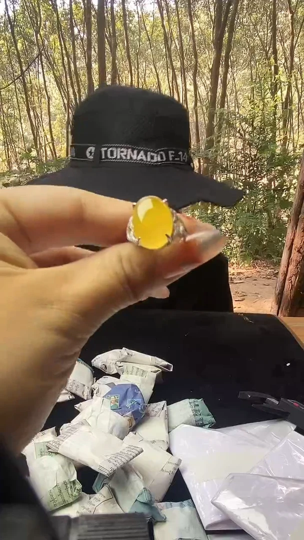 满色吊坠 所见即所得！！！