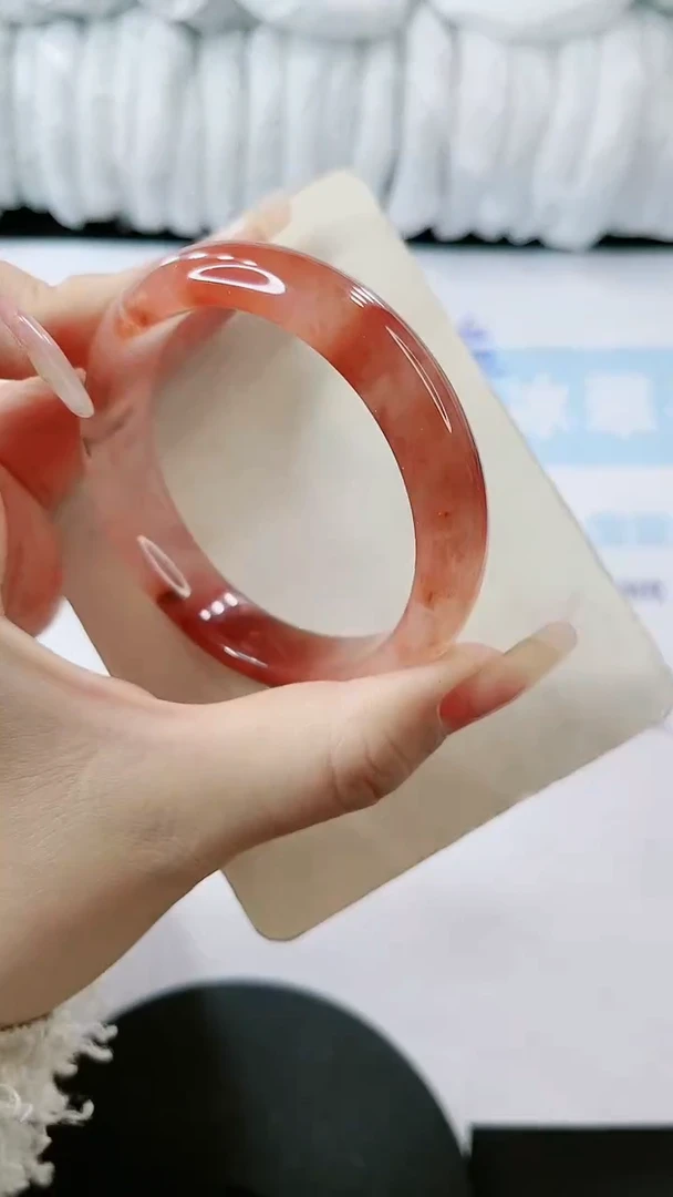 【闪购商品】石英质玉手镯未镶嵌多样性发货F54