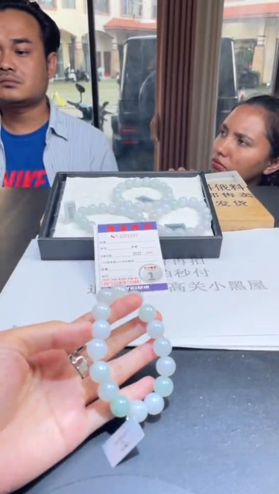 定制翡翠未镶嵌未抛光毛货多样性发其一拍一发一1107