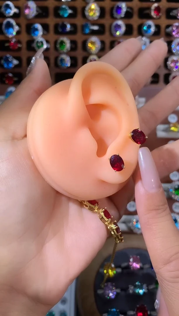 银S925镶嵌耳饰红宝石68酒红金