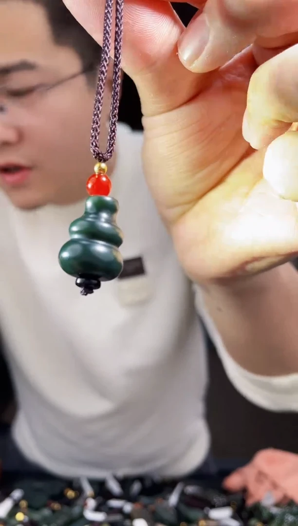 【闪购商品】和田玉颈饰未镶嵌拍一发一