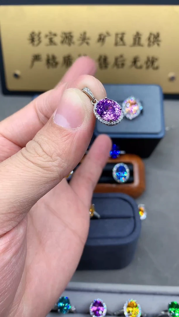 颈饰银S925镶嵌碧玺2222