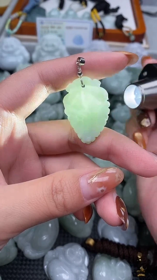 颈饰未镶嵌翡翠纯天然A货翡翠