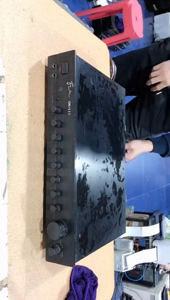 8新风之声前级一台，通电，坏的，需维修，不带线材