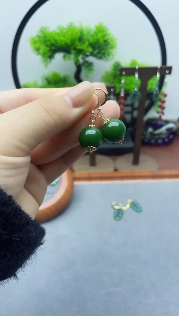 未镶嵌和田玉耳饰157000