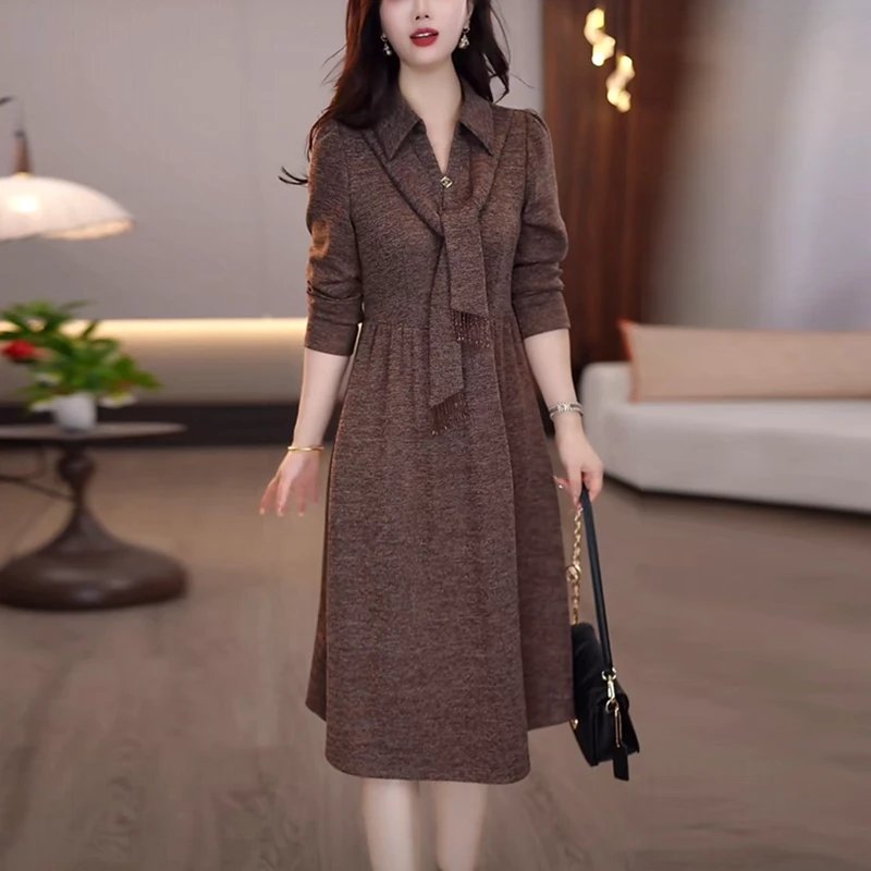 星空精纺时尚轻奢高级感女装2025秋季新款气质优雅修身显瘦连衣裙