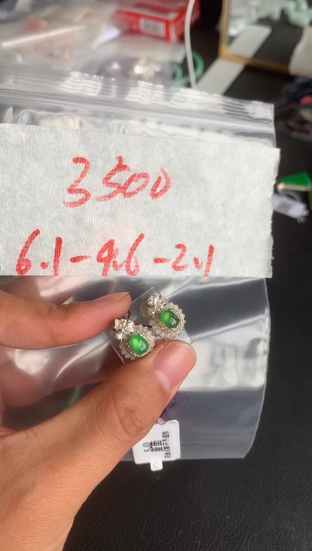 未镶嵌定制翡翠缅甸A货翡翠，拍一发一