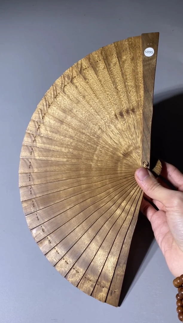 【闪购商品】金丝楠509号18cm金丝楠木小叶桢楠扇子
