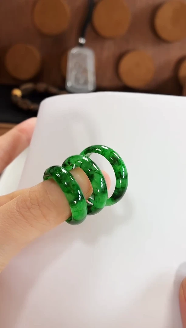 未镶嵌戒指翡翠手饰 多样性发货 发其一 20圈