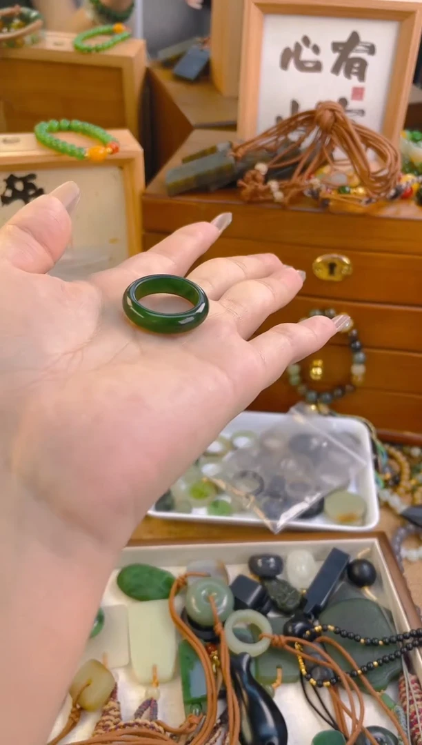 手链未镶嵌和田玉戒圈