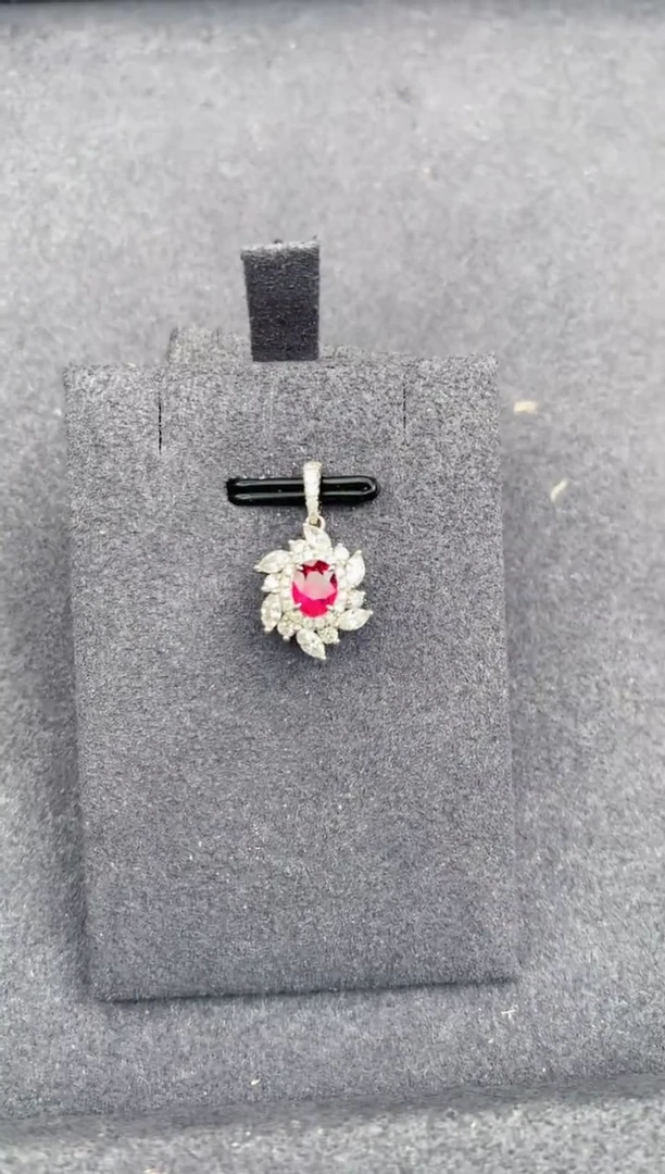 吊坠(不含链)18K金镶嵌红宝石51分红宝石   FG