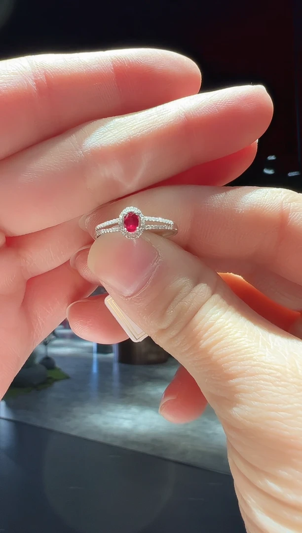 【闪购商品】红宝石戒指18K金镶嵌30】