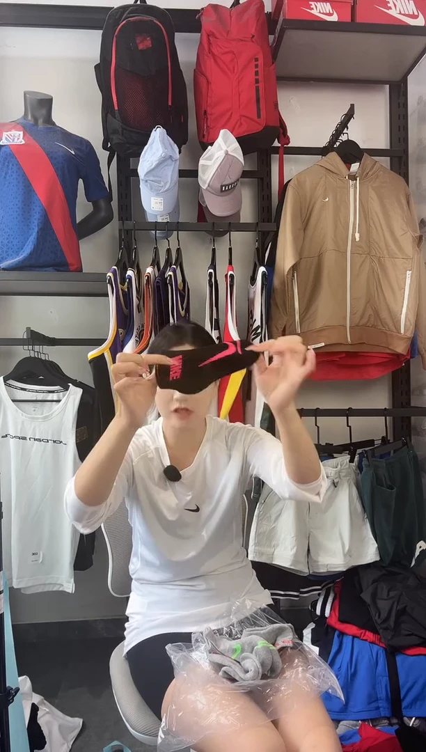 227  编码  瑕疵修复以直播间过款为准 19.9四双袜子