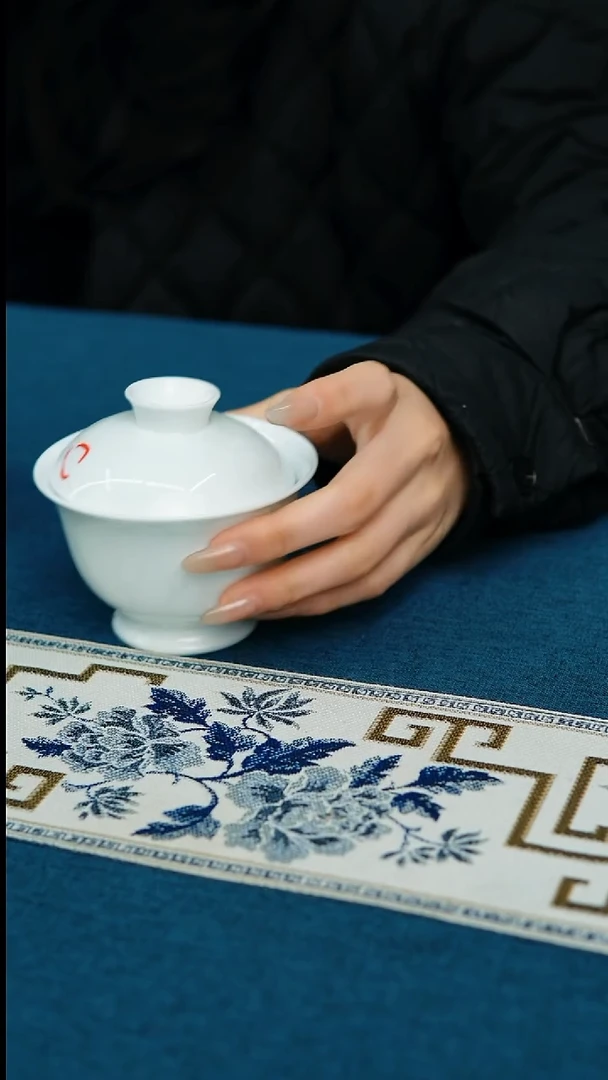 【闪购商品】微瑕高足150 介意勿拍，不退不换