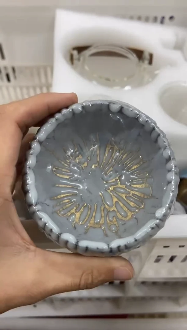 杯无运费险有瑕疵的摄影的产品有使用过的痕迹有点脏介意勿拍
