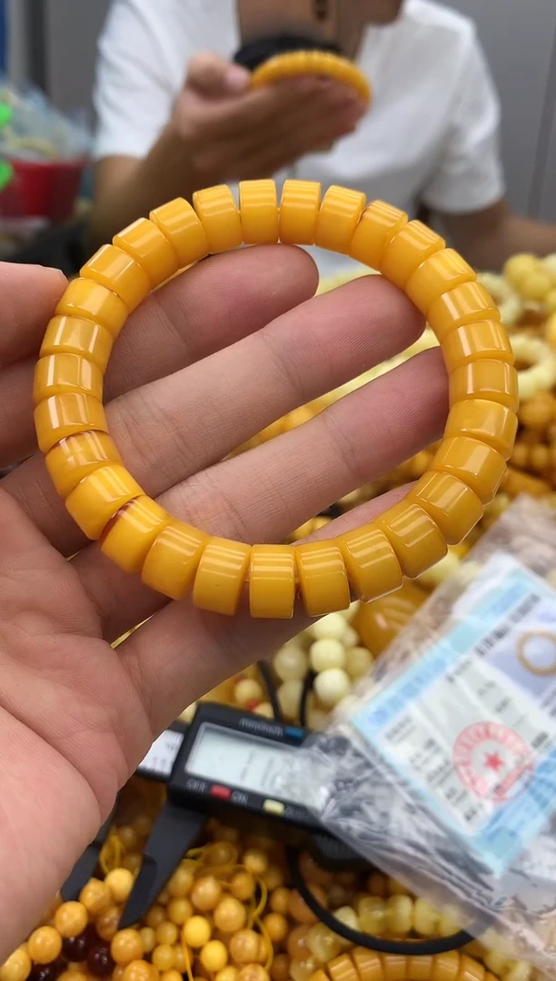 裸石蜜蜡未镶嵌手串