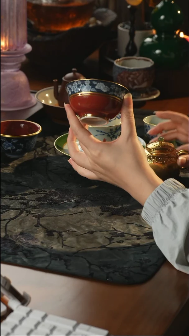 瓷片一如山坊