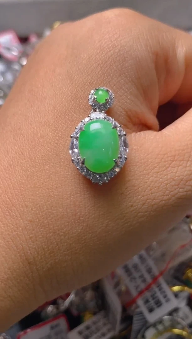 银S925镶嵌戒指翡翠百内无证书