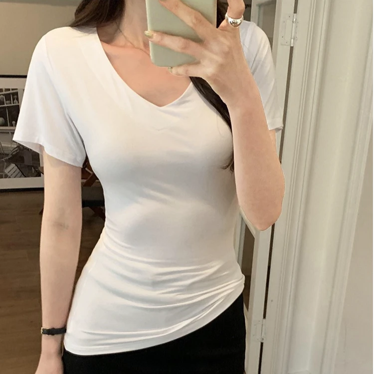 罗宾汉新款夏季纯欲风正肩V领短袖T恤修身显瘦遮肉女款上衣