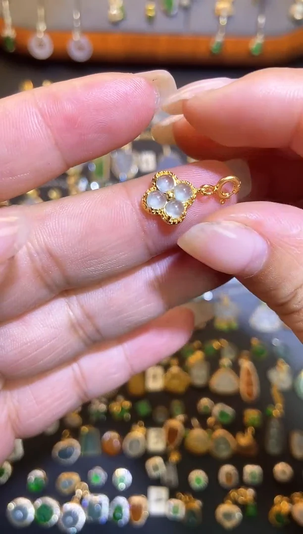 翡翠银S925镶嵌吊坠(不含链)1