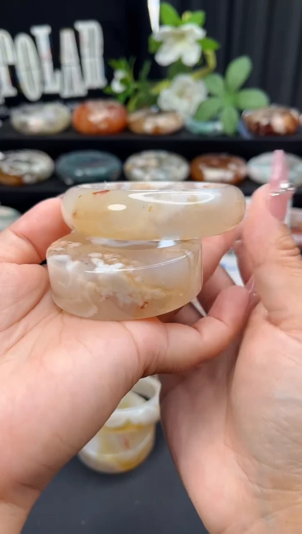 石英质玉手镯未镶嵌赠送镯心（59圈口）无证书