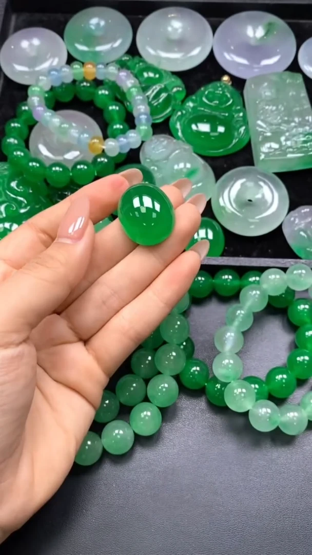 甄选精品（吊坠加扣头）95