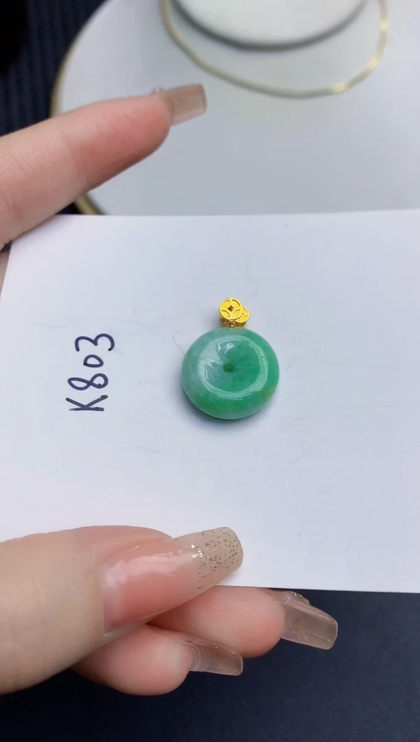 颈饰未镶嵌翡翠缅甸天然翡翠A货