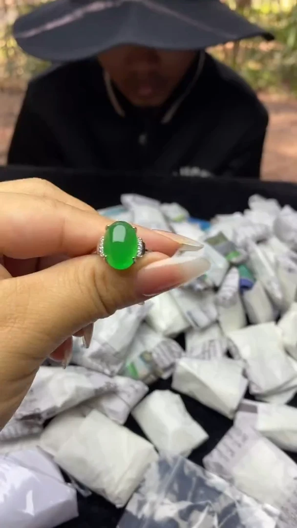 满色吊坠 所见即所得！！！