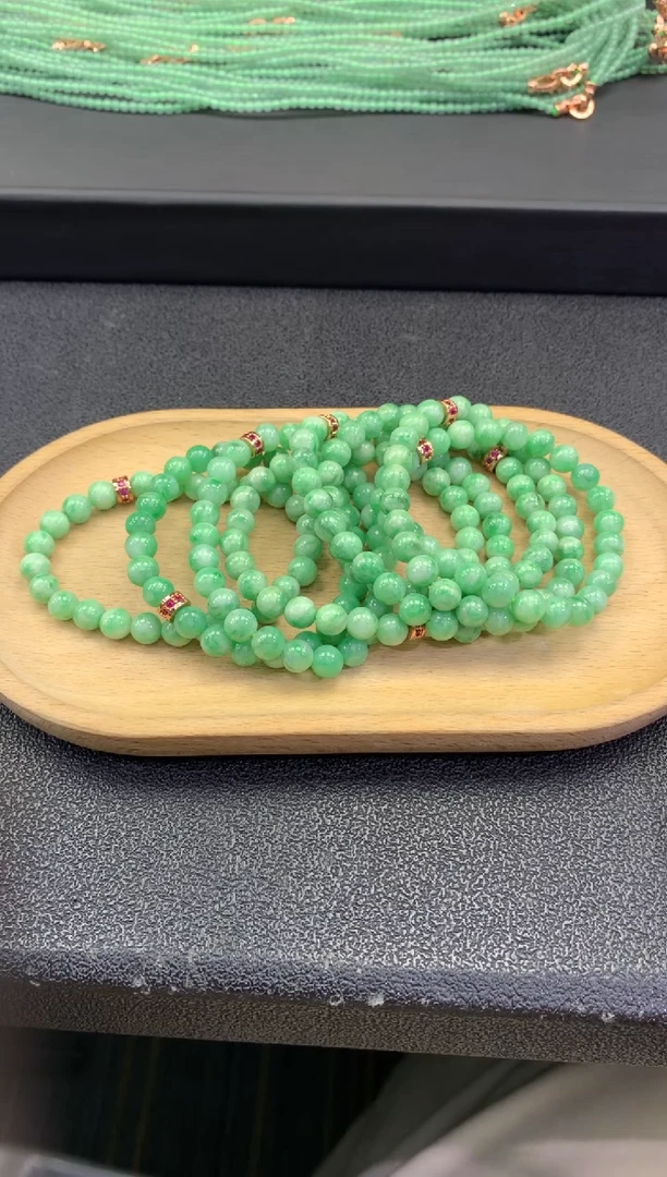 未镶嵌手串翡翠FC426 翡翠飘花手串 多样性发其一