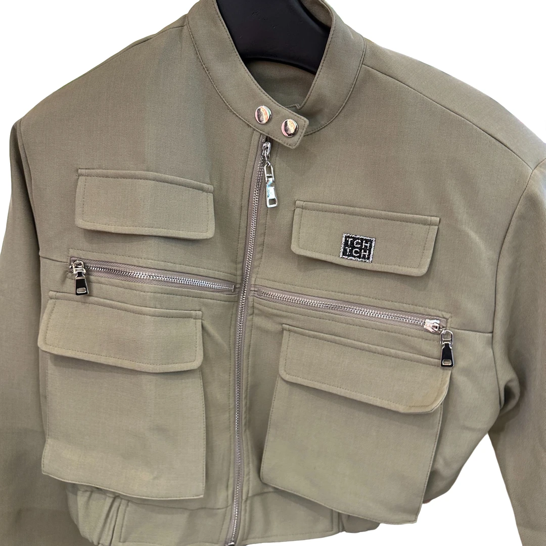 TCH轻奢烫钻工艺短款时尚休闲百搭潮流外套女S72A278023私服tch