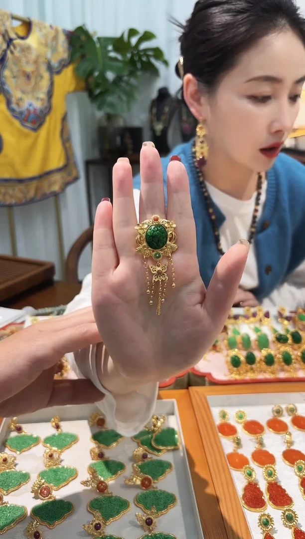 未镶嵌戒指翡翠未镶嵌 戒指 翡翠