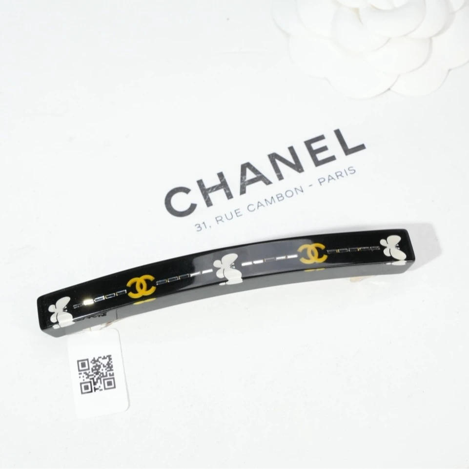 95新 Chanel/香奈儿 柚礼/香奈儿黑色双C蝴蝶发夹lz509509