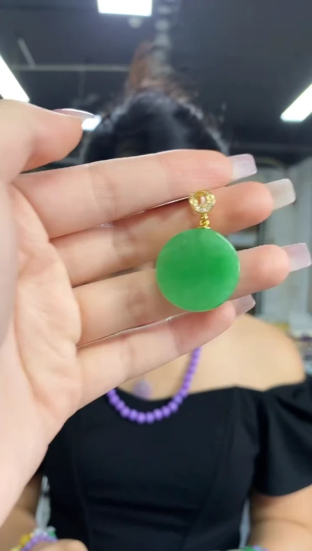翡翠未镶嵌颈饰闪购链接  多样性发其一颜色微差
