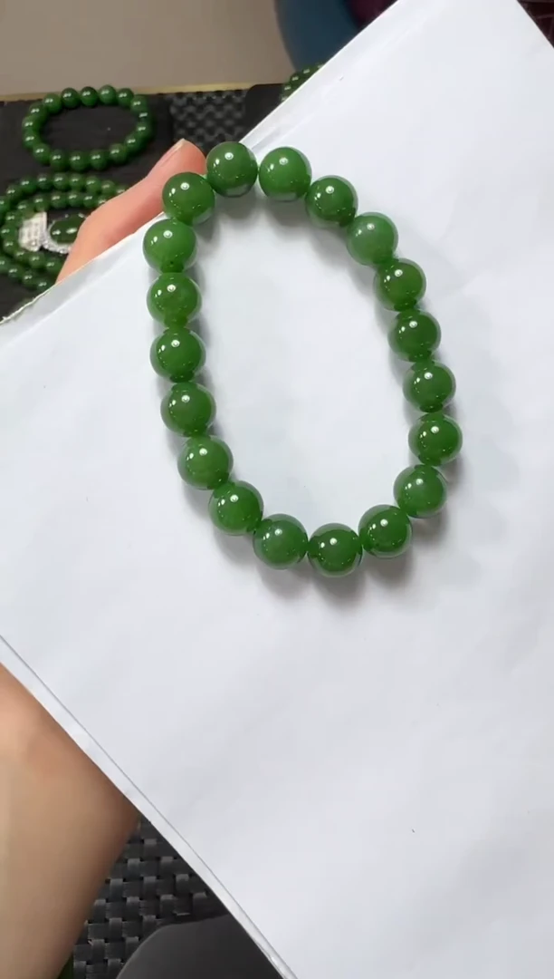 手串未镶嵌和田玉（碧玉）10m