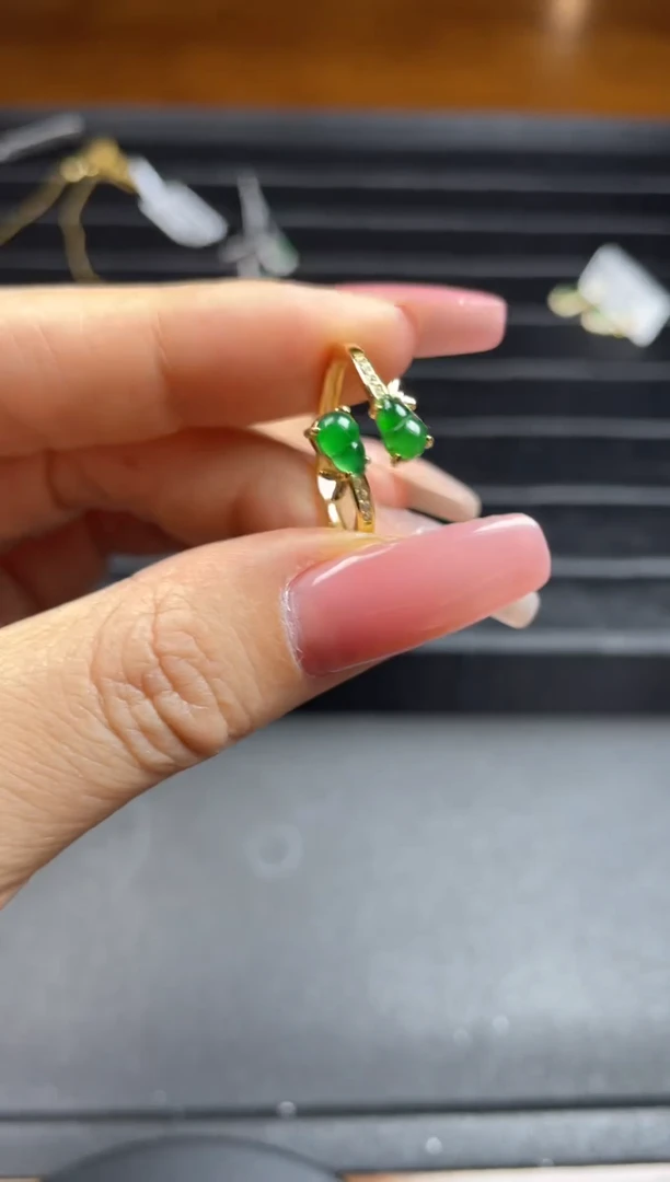 银S925镶嵌戒指翡翠天然翡翠A货