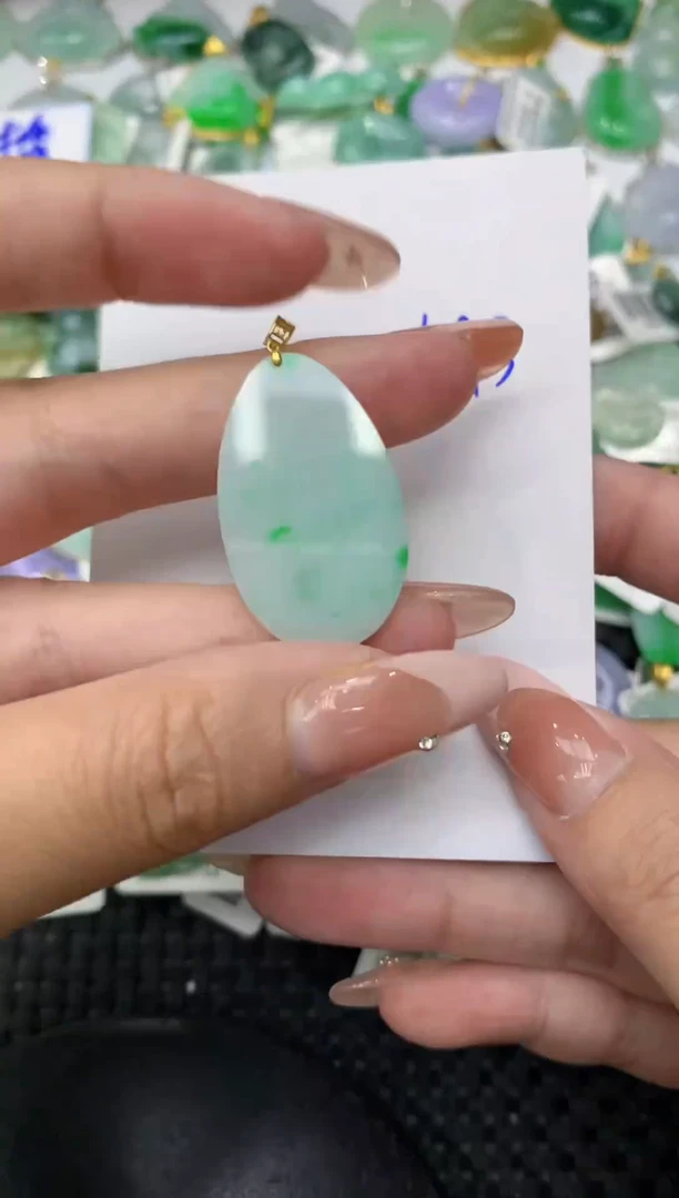 【闪购商品】翡翠颈饰18K金镶嵌111111111