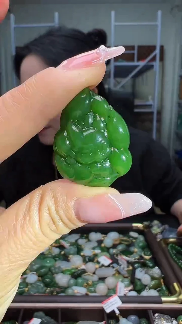 颈饰未镶嵌和田玉（多样性发货.发其一)12.12.41