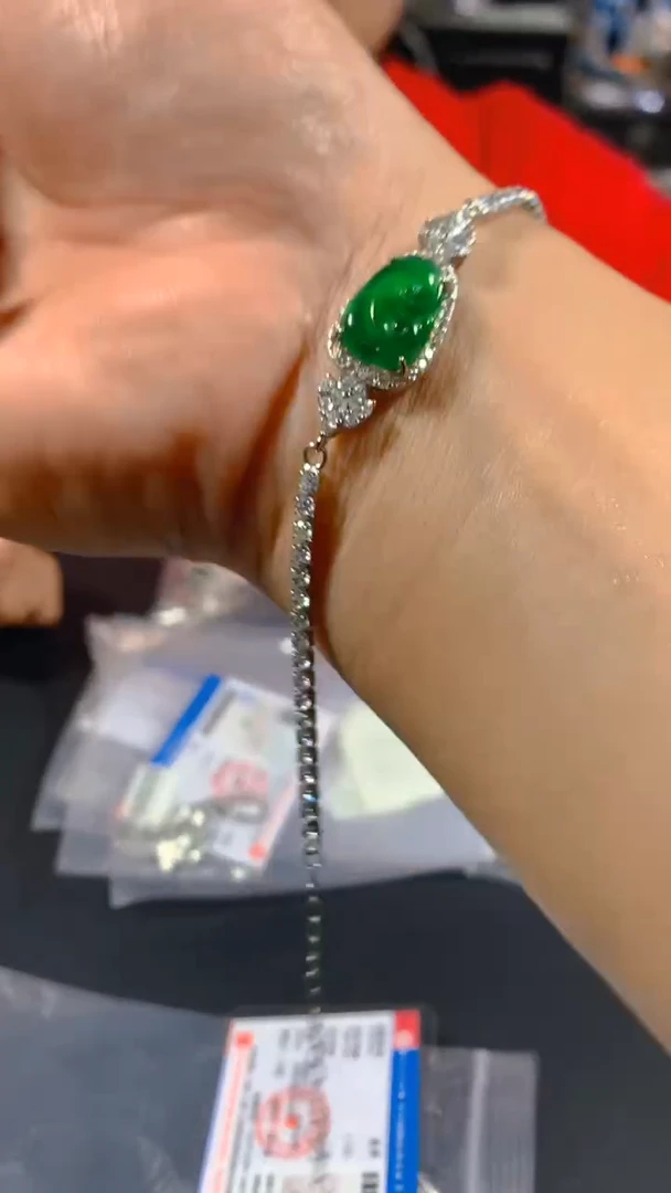 未镶嵌手链翡翠多样性发一