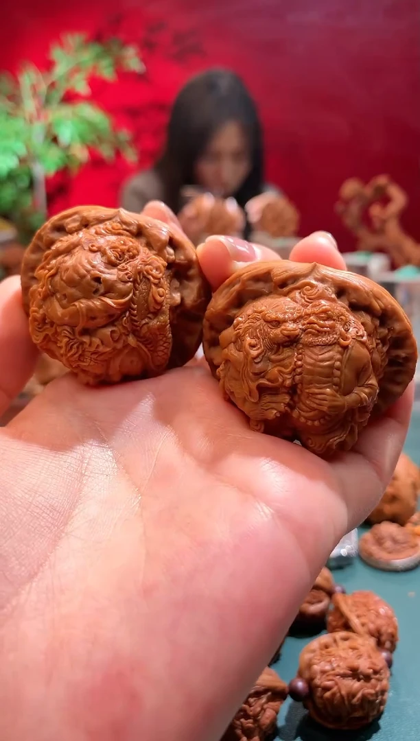 【闪购商品】文玩核桃把件147258369------