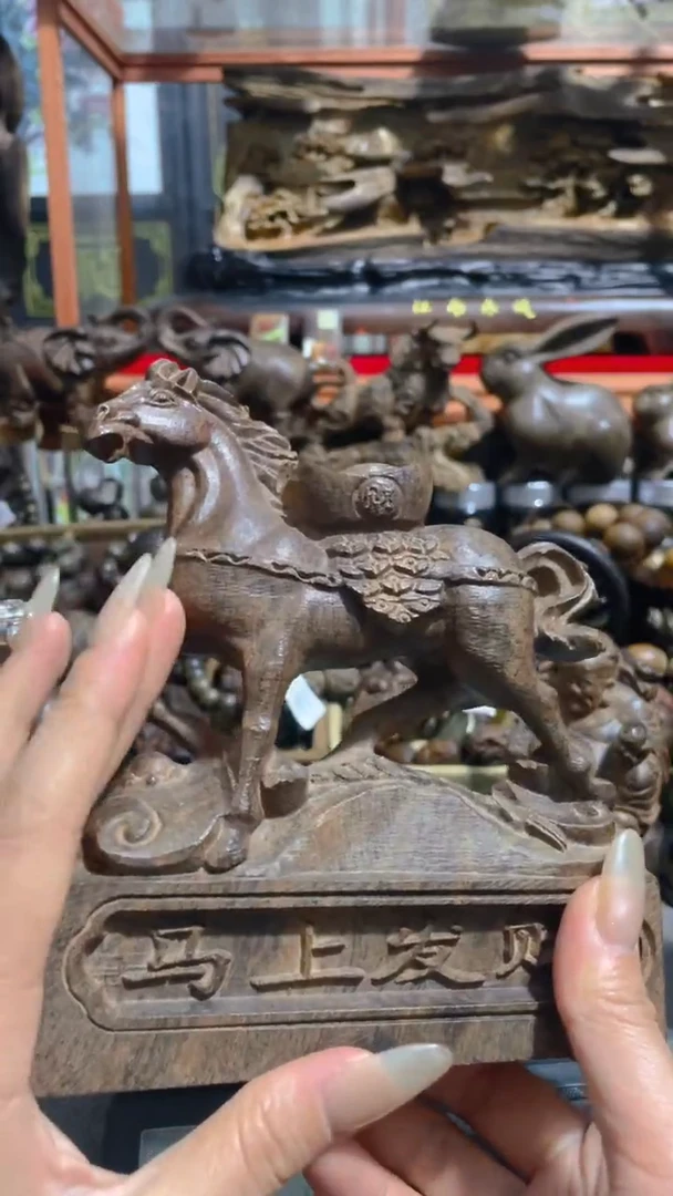 织绣欢迎老铁来到直播间