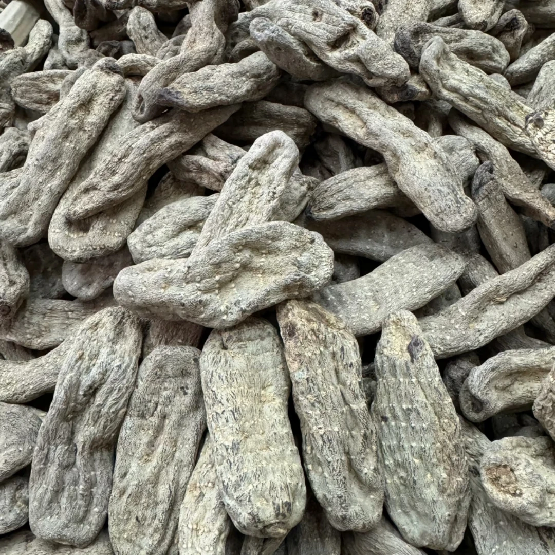 甄选云南足龄老货乌天麻