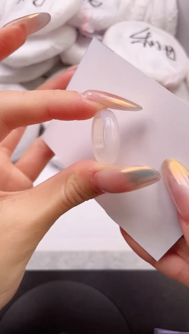 【闪购商品】石英质玉手镯未镶嵌素圈戒指白