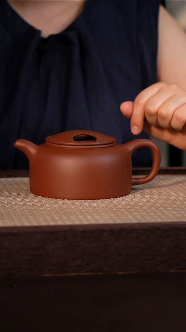 茶壶紫砂中槽清 450cc