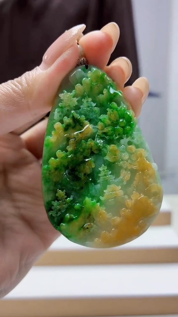 未镶嵌定制翡翠5145MM-毛货挂件48